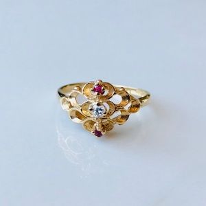 ❤️SOLD❤️Vintage • Diamond and Ruby • 14k Gold ring